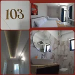 Isi *
