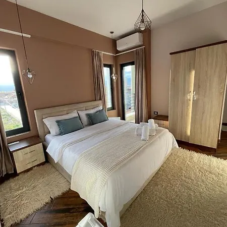 Hotel Isi Korce